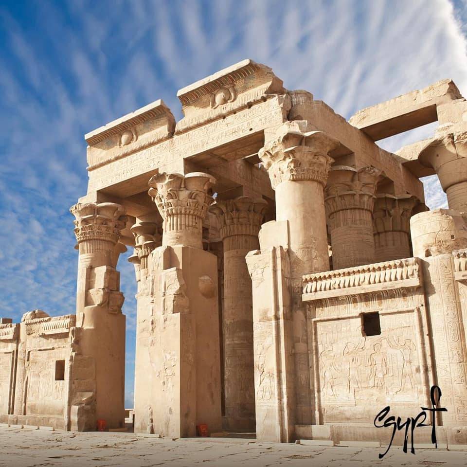 Private Day Tour to Kom Ombo and Edfu Temples from Aswan
