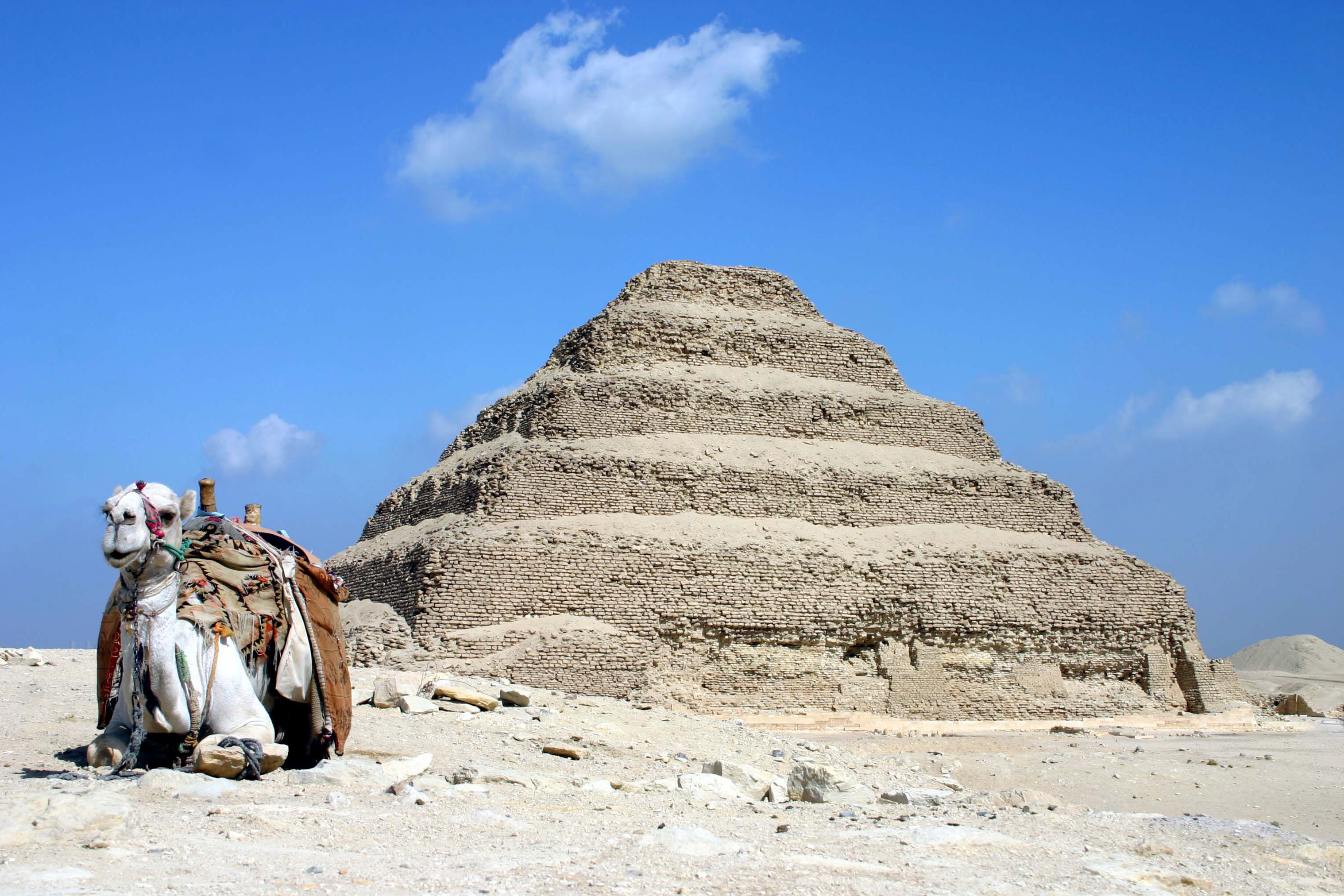 Full-Day Memphis, Saqqara & Dahshur Pyramids Tour