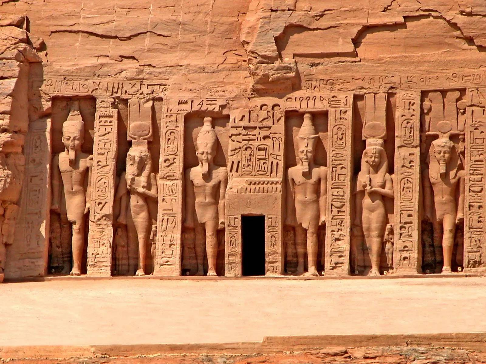 One-Day Abu Simbel and Aswan Excursion from Cairo
