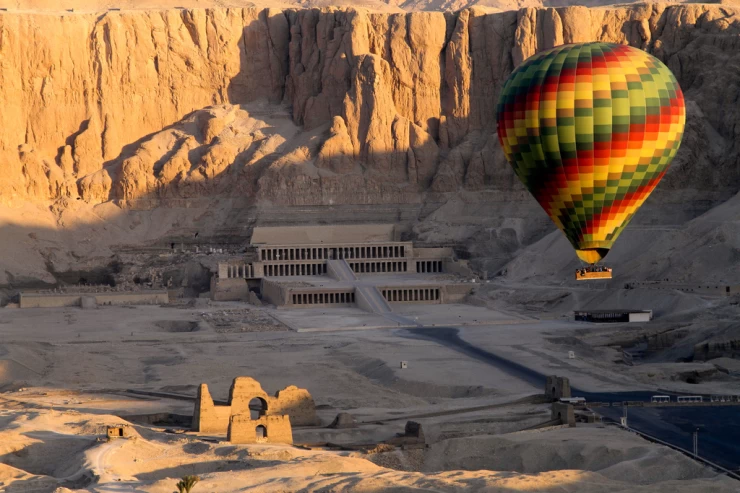 6-Day Cairo and Luxor Tour with Sound...