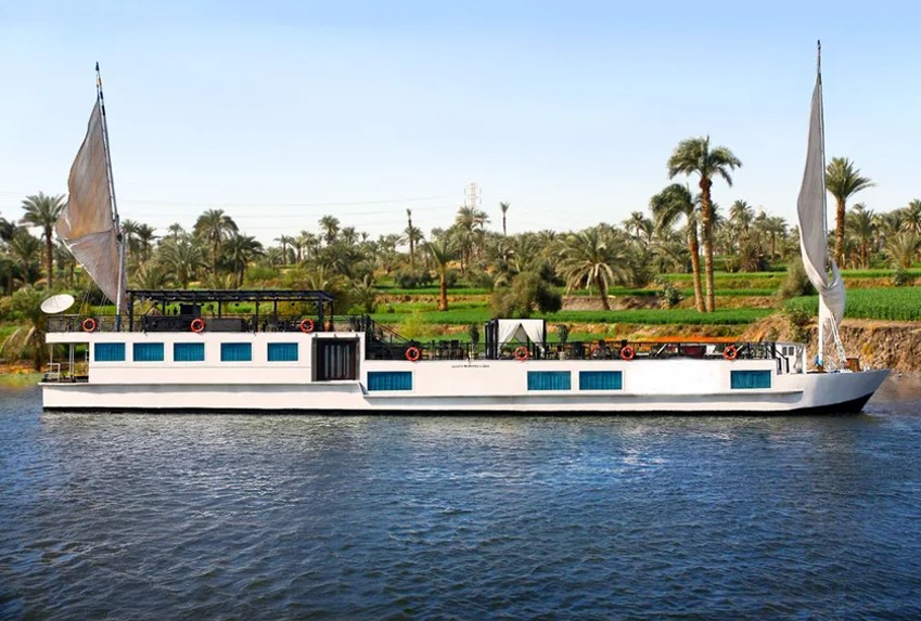 Merit II Dahabeya Nile Cruise